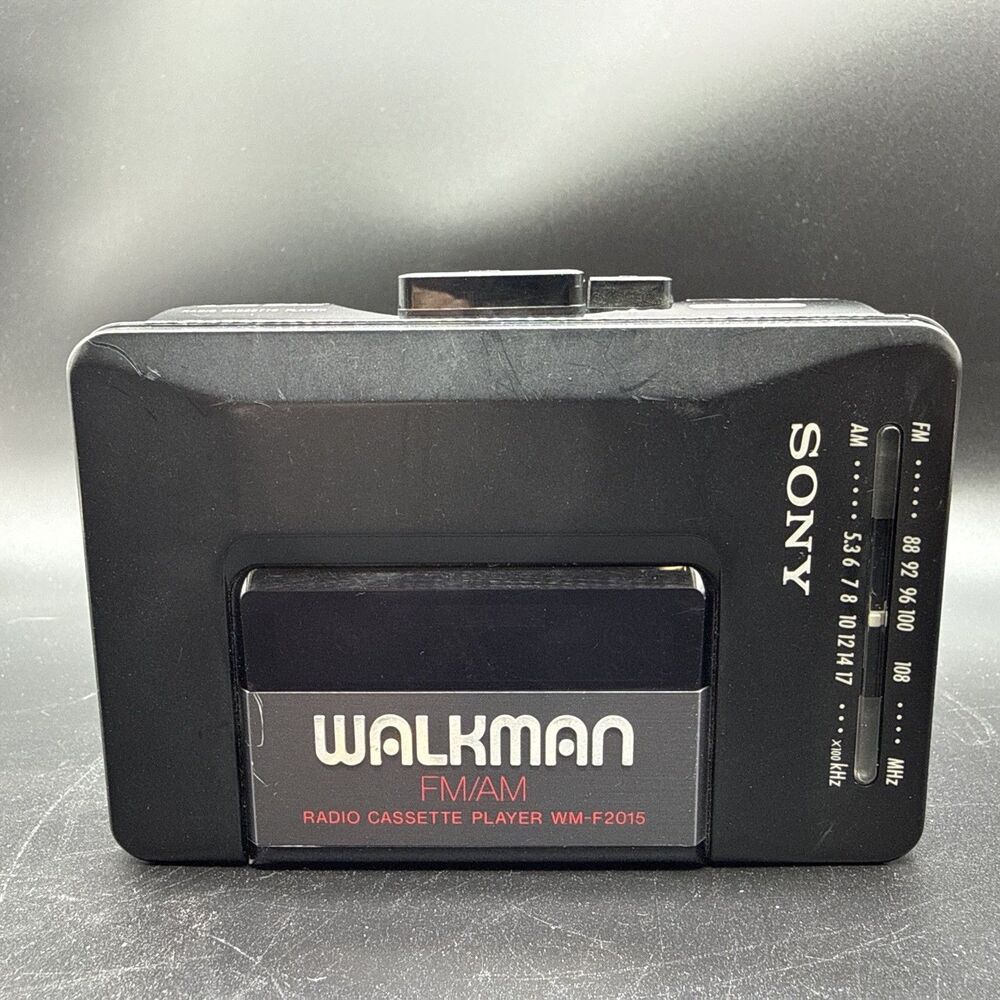 Sony Walkman WM-F2015 AM/FM Cassette Player Tested Radio Works Needs Belt!